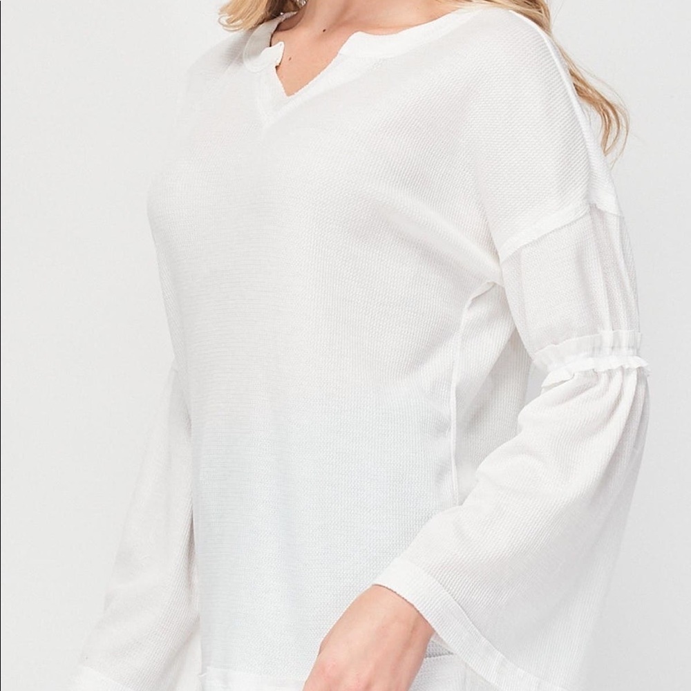 BAEA Flare Sleeve T-Shirt